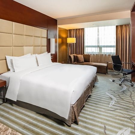 Holiday Inn Yinchuan International Trade Centre, An Ihg Hotel Dış mekan fotoğraf